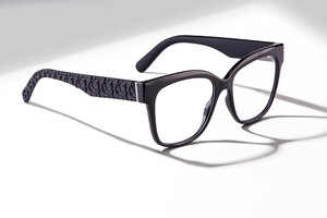 Ferragamo presenteert de nieuwe tritan renew eyewear-modellen