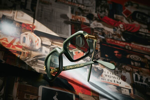 Ferragamo presenteert de nieuwe tritan renew eyewear-modellen