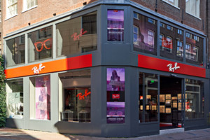 Ray-Ban opent eigen winkel in Amsterdam