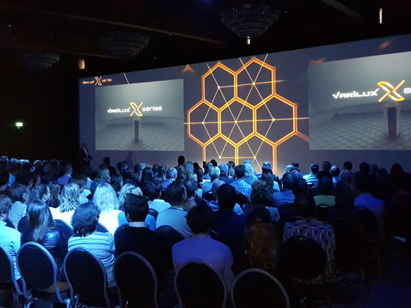900 klanten aanwezig bij Essilor roadshows