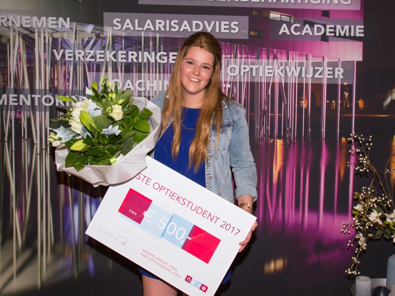 Beste Optiekstudent 2017:
Sophie van Hooijdonk