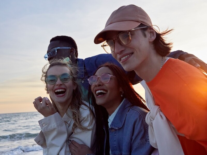 IZIPIZI lanceert een zomerse capsulecollectie