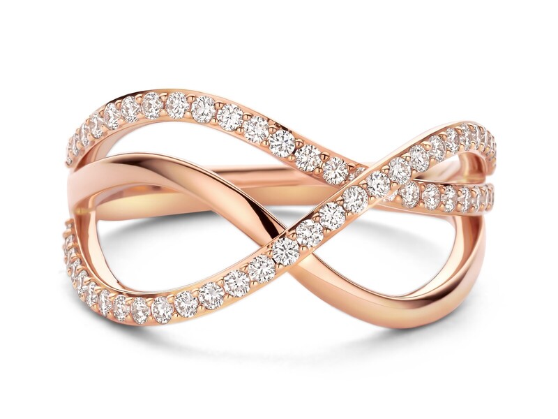 BIGLI presenteert speelse Infinity ring met diamanten