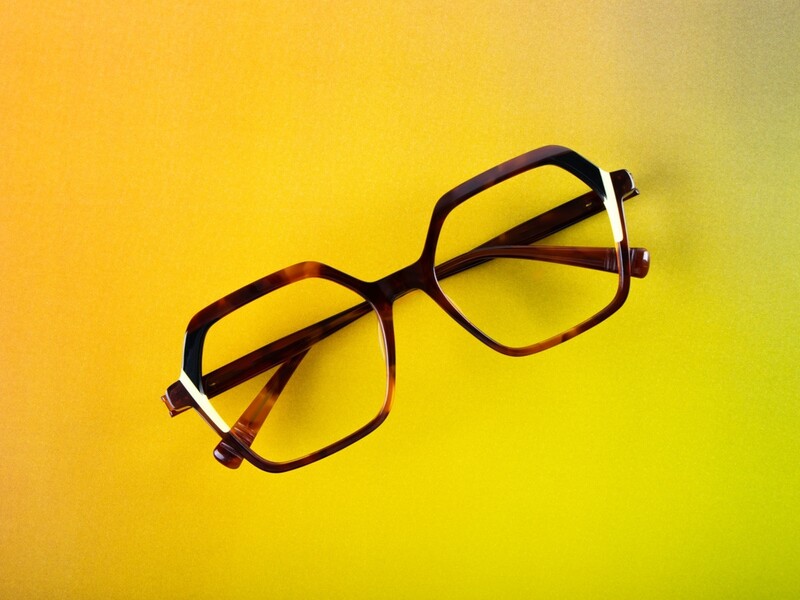 MOREL laat acetaat schitteren in twee uitgesproken modellen