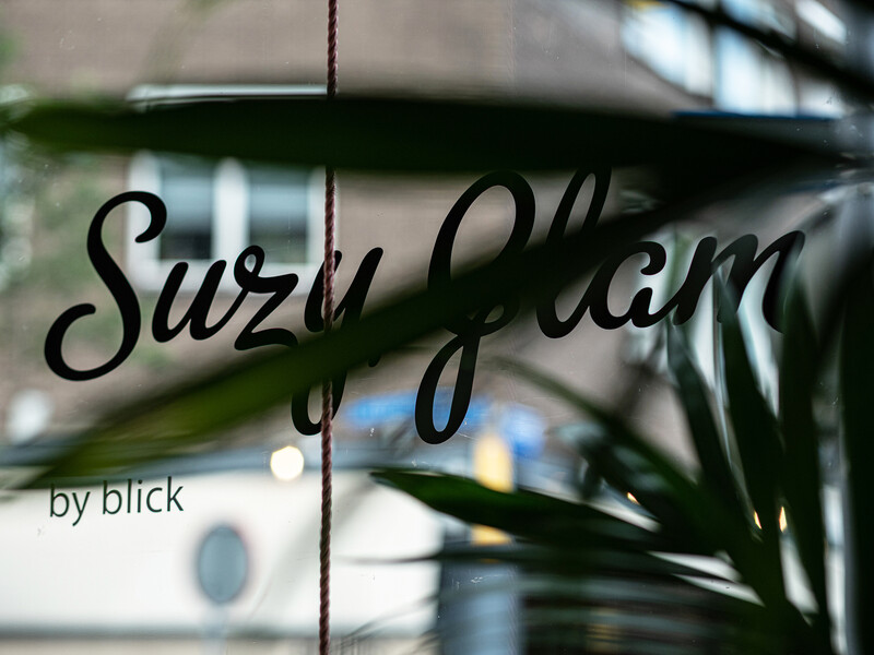 Suzy Glam by Blick
